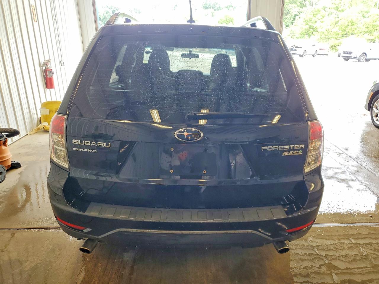 2013 Subaru Forester 2.5x Black vin: JF2SHABC2DH425260