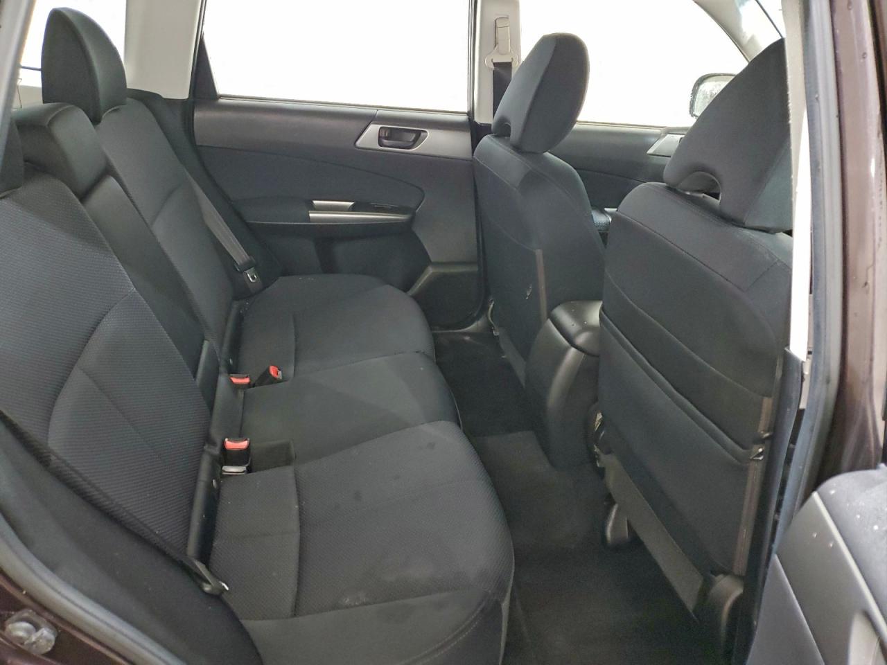 2013 Subaru Forester 2.5x Burgundy vin: JF2SHABC2DH425324
