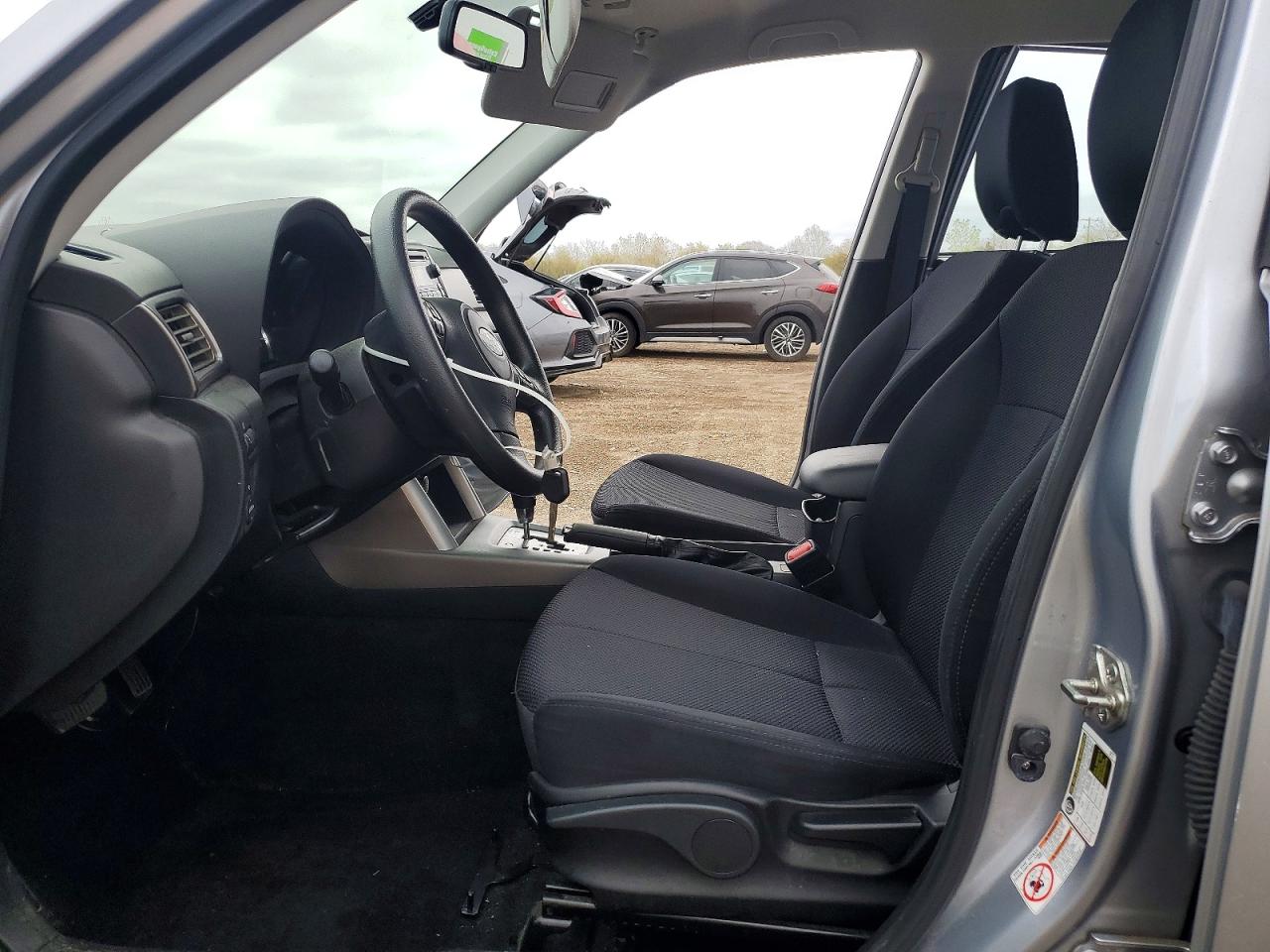 2013 Subaru Forester 2.5x Серебряный vin: JF2SHABC2DH425419
