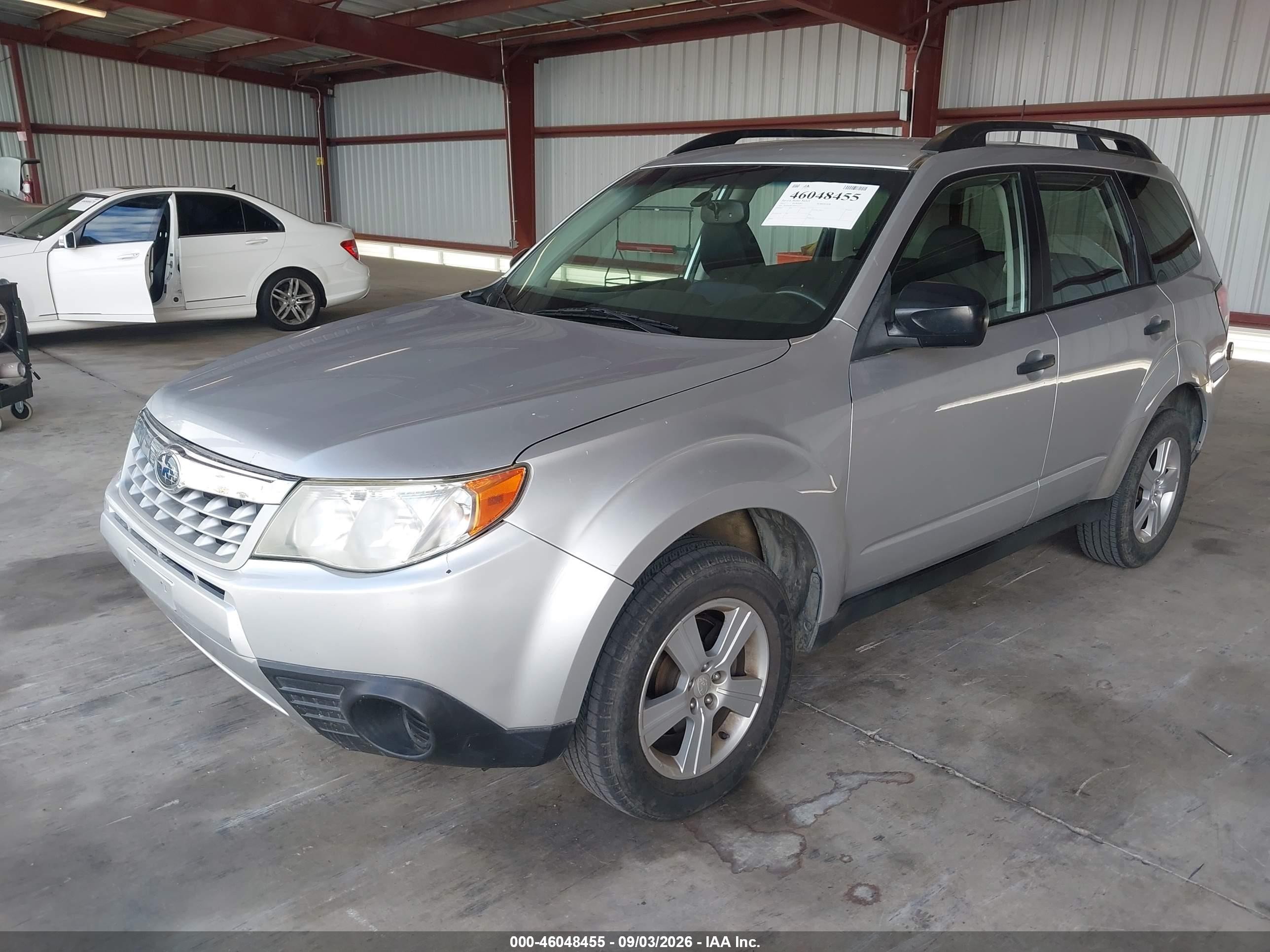2011 Subaru Forester 2.5x Серебряный vin: JF2SHABC3BH721353