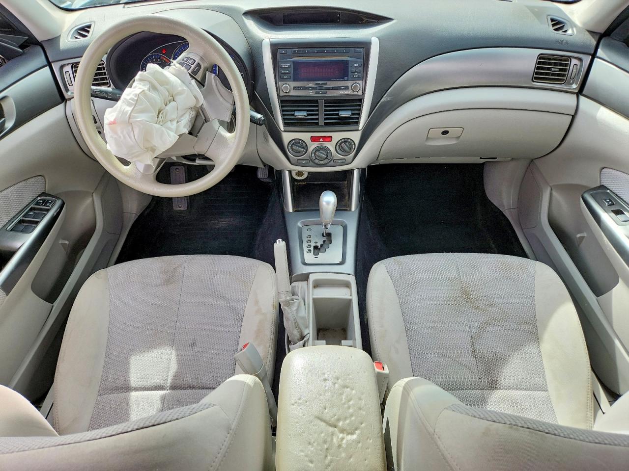 2011 Subaru Forester 2.5x Зеленый vin: JF2SHABC3BH773341
