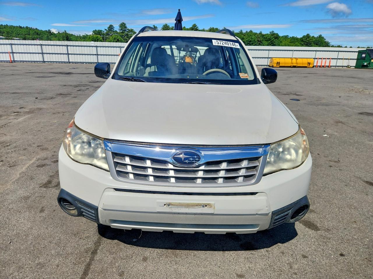 2011 Subaru Forester 2.5x White vin: JF2SHABC3BH779818