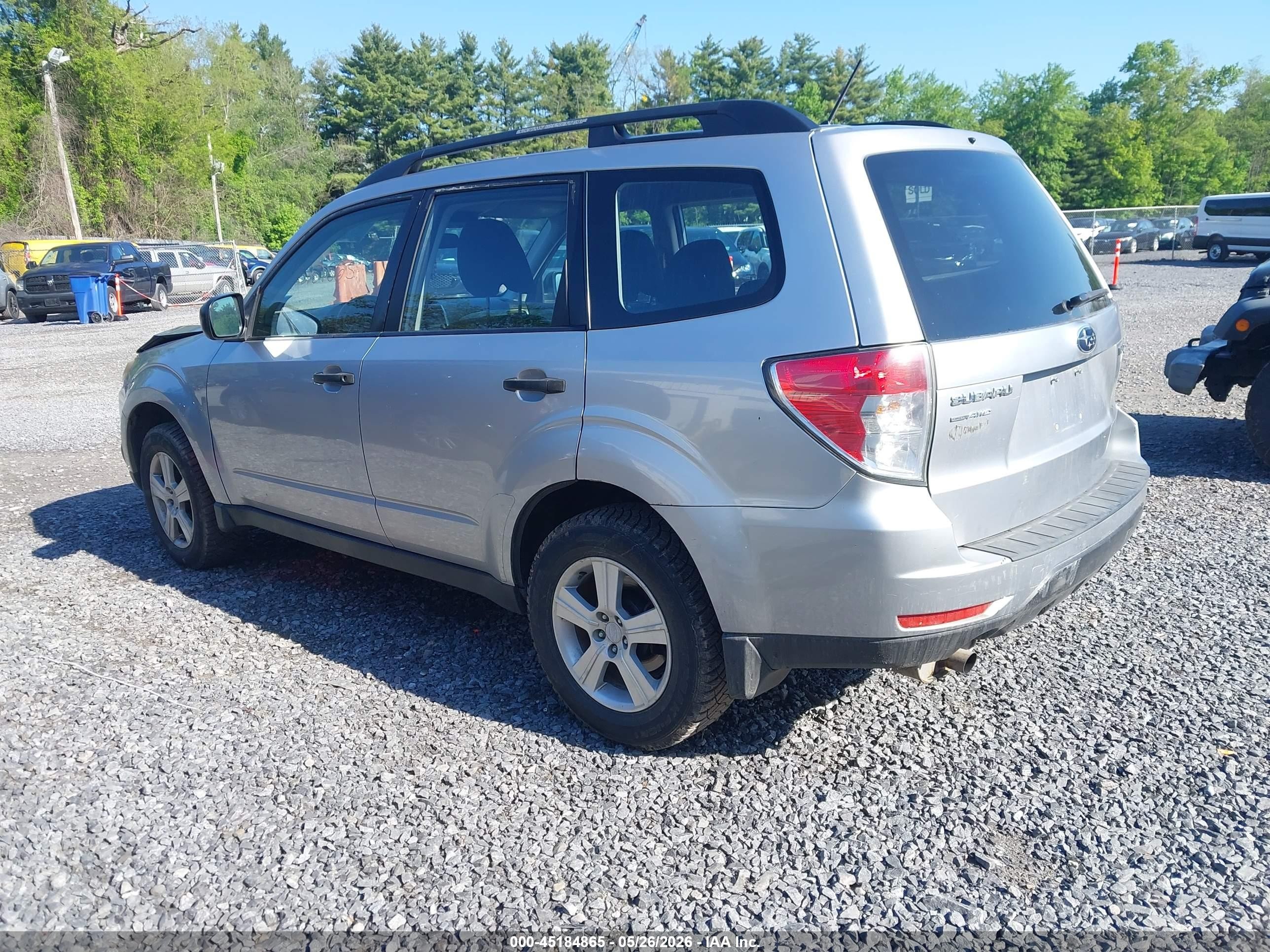 2012 Subaru Forester 2.5x Silver vin: JF2SHABC3CH422902