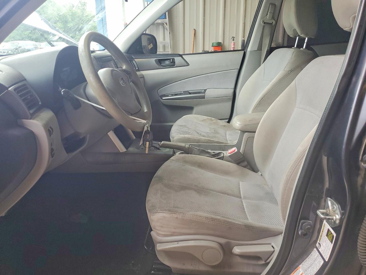 2012 Subaru Forester 2.5x Blue vin: JF2SHABC3CH428022