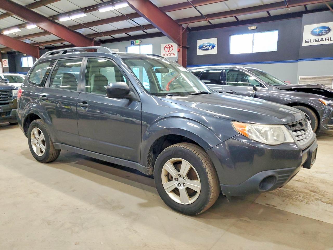 2013 Subaru Forester 2.5x Gray vin: JF2SHABC3DG406562