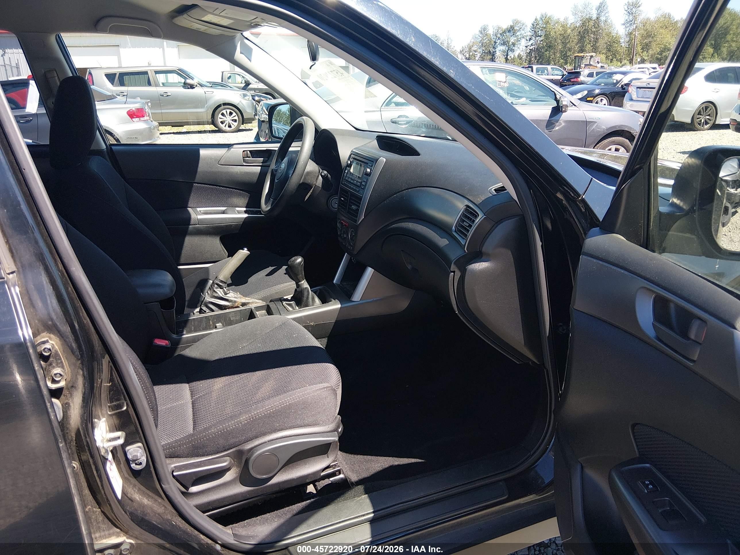 2013 Subaru Forester 2.5x Black vin: JF2SHABC3DG430361