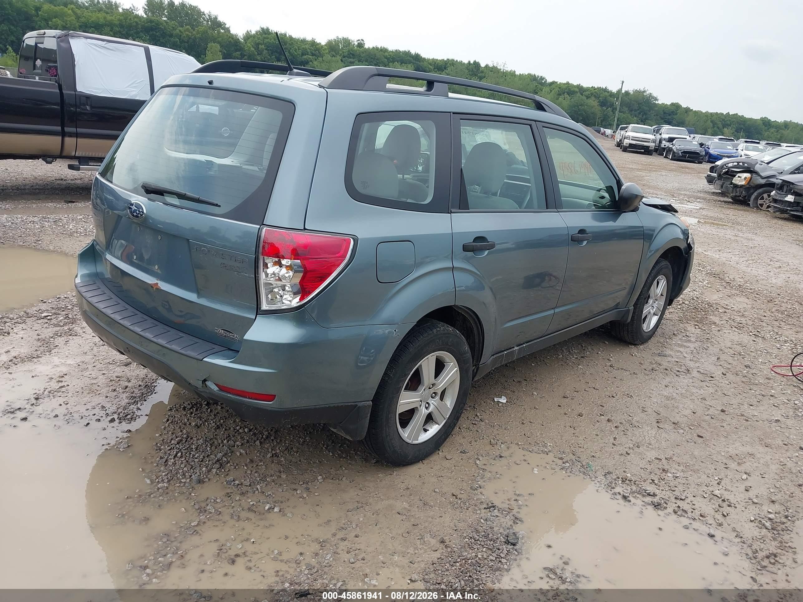2013 Subaru Forester 2.5x Blue vin: JF2SHABC3DH412940