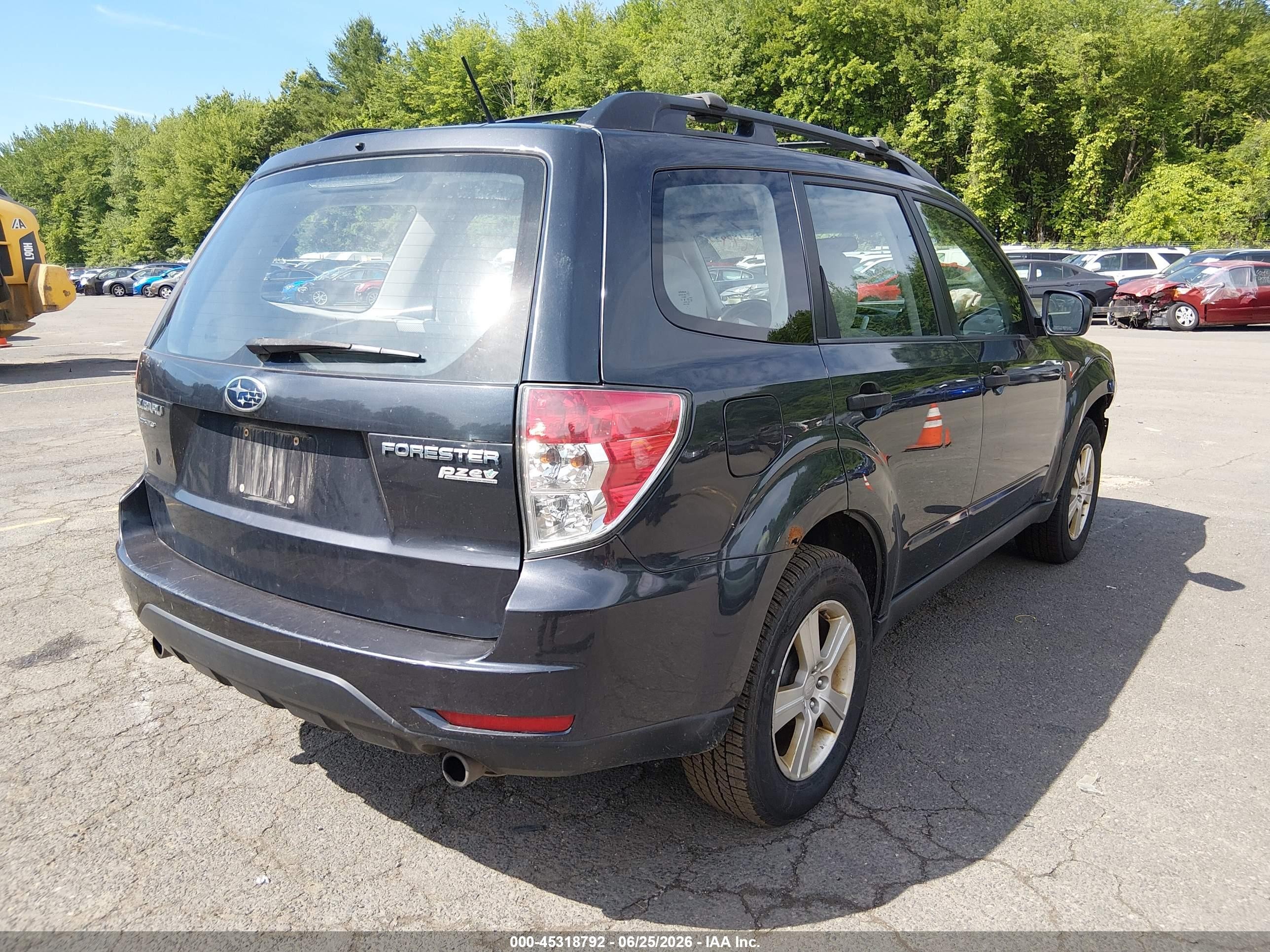 2013 Subaru Forester 2.5x Gray vin: JF2SHABC3DH414493