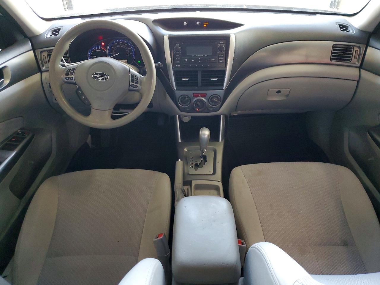 2013 Subaru Forester 2.5x White vin: JF2SHABC3DH429298