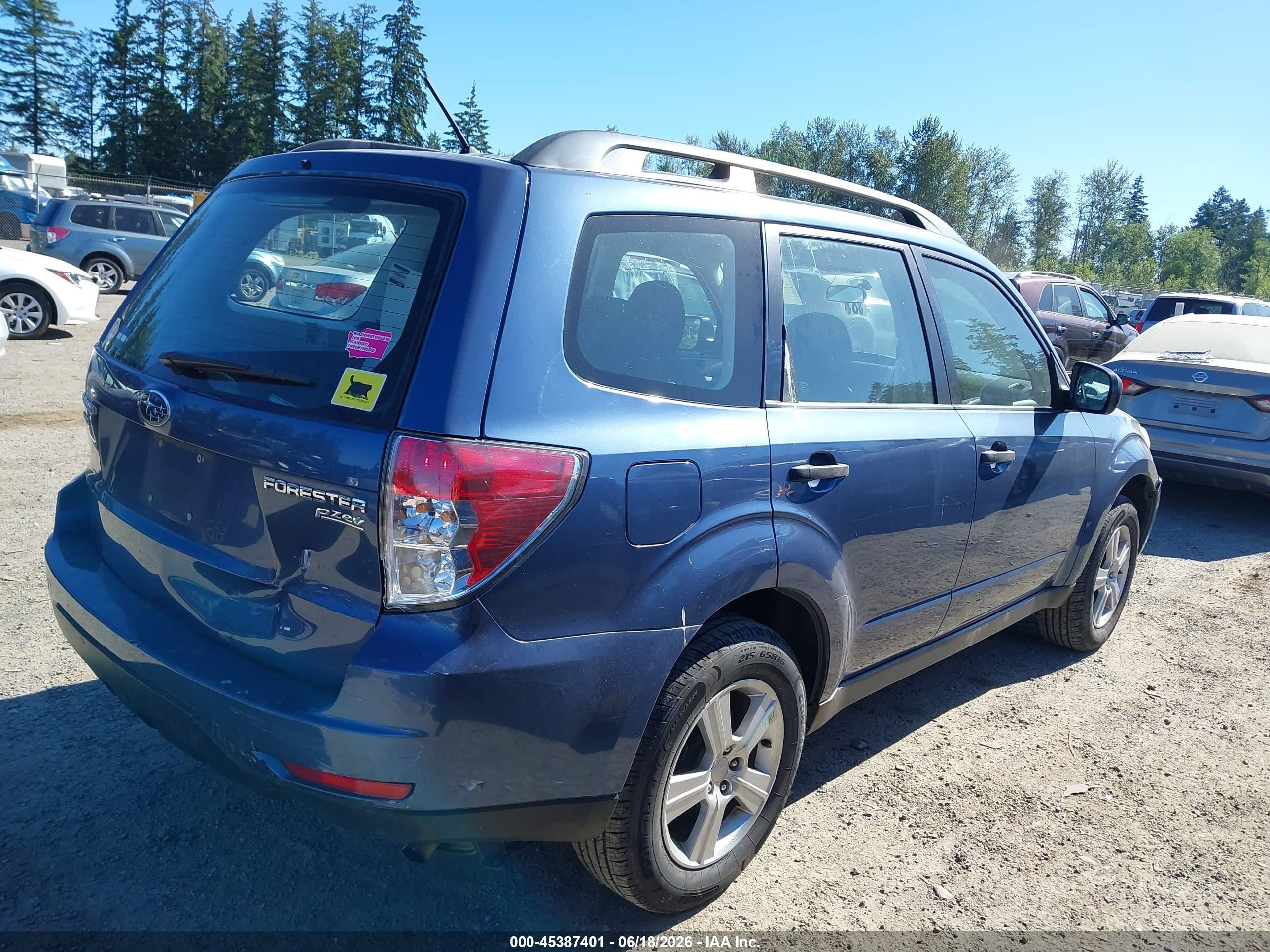 2011 Subaru Forester 2.5x Blue vin: JF2SHABC4BH711432