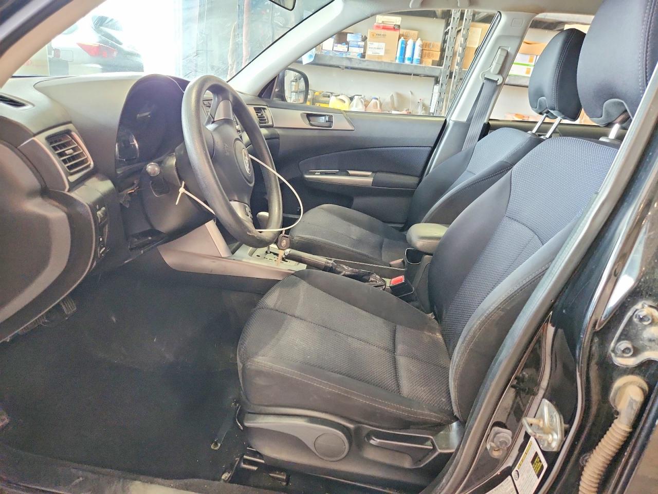 2012 Subaru Forester 2.5x Black vin: JF2SHABC4CH412735