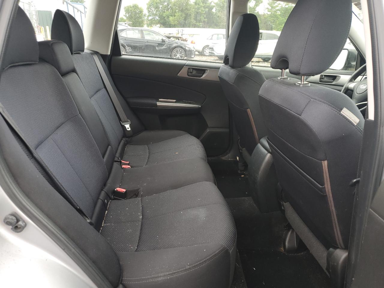 2012 Subaru Forester 2.5x Silver vin: JF2SHABC4CH466259