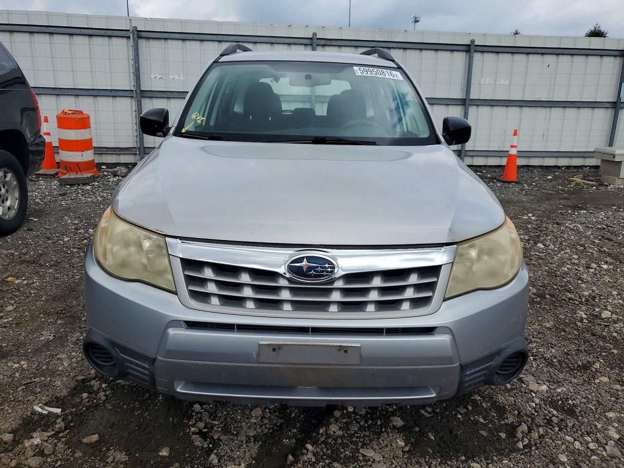 2012 Subaru Forester 2.5x Silver vin: JF2SHABC4CH466259