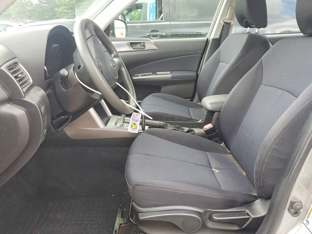 2012 Subaru Forester 2.5x Silver vin: JF2SHABC4CH466259