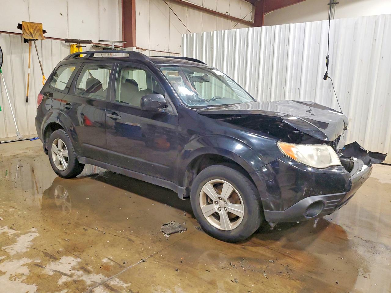2013 Subaru Forester 2.5x Black vin: JF2SHABC4DH410355