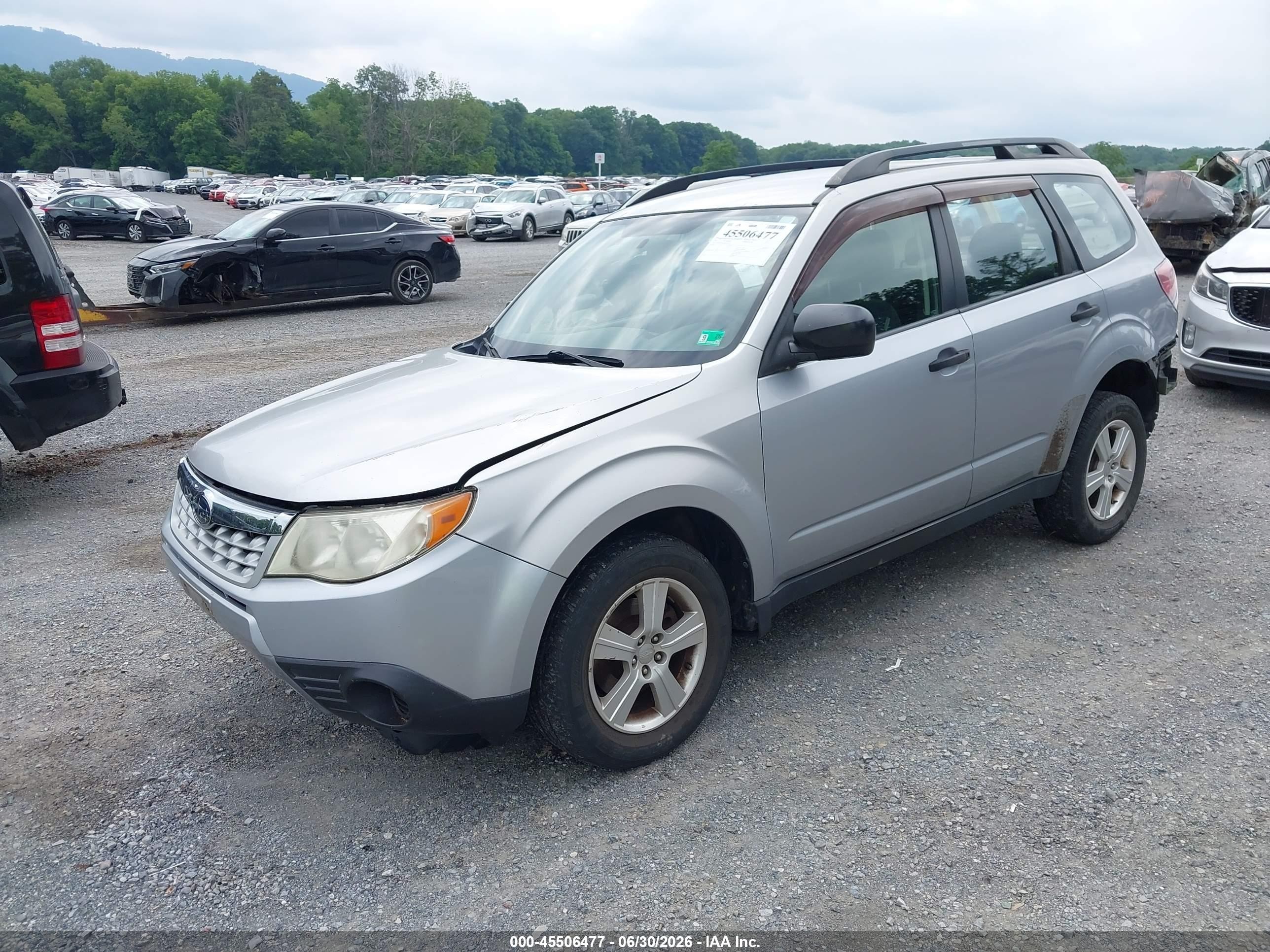 2013 Subaru Forester 2.5x Серебряный vin: JF2SHABC4DH414311