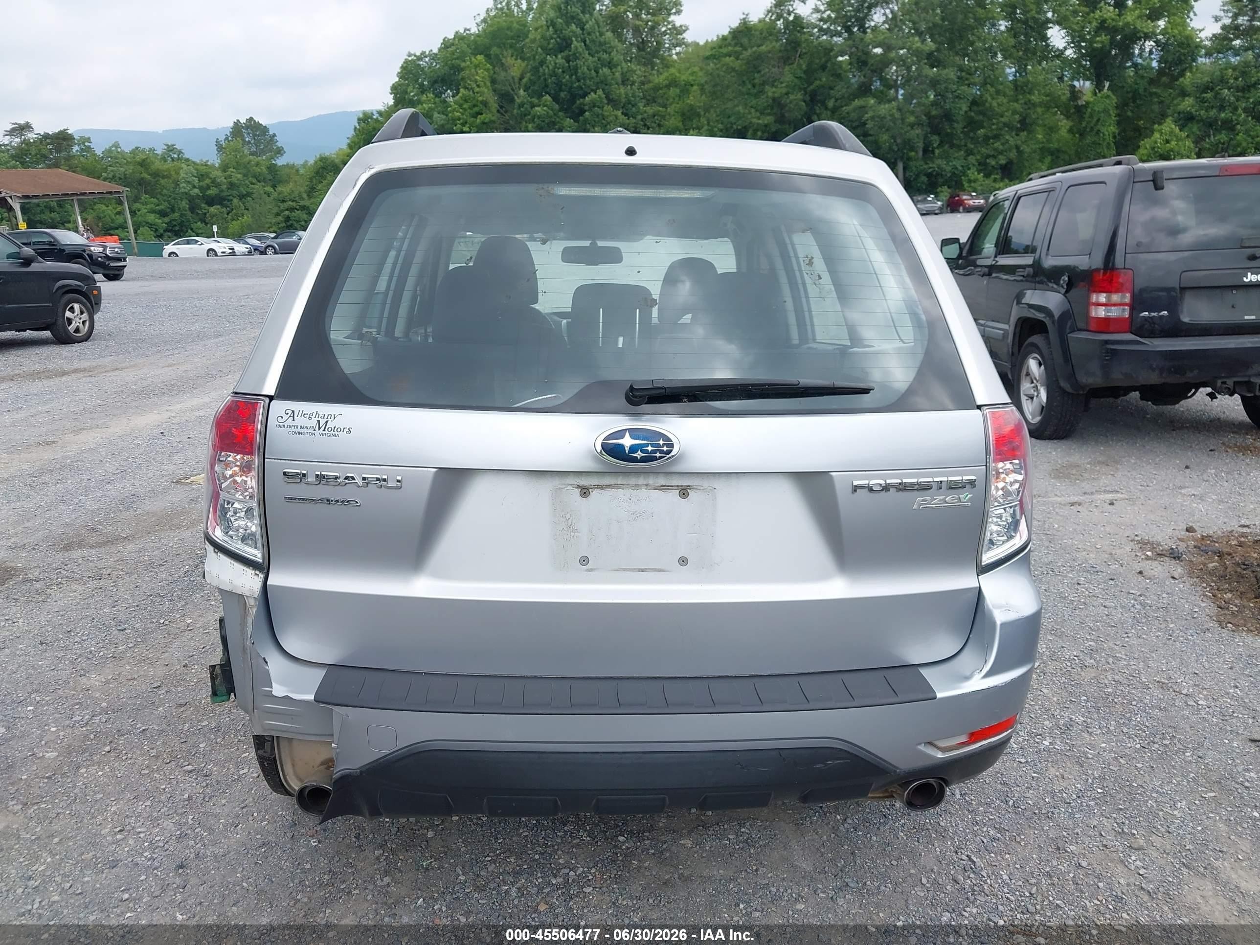 2013 Subaru Forester 2.5x Серебряный vin: JF2SHABC4DH414311