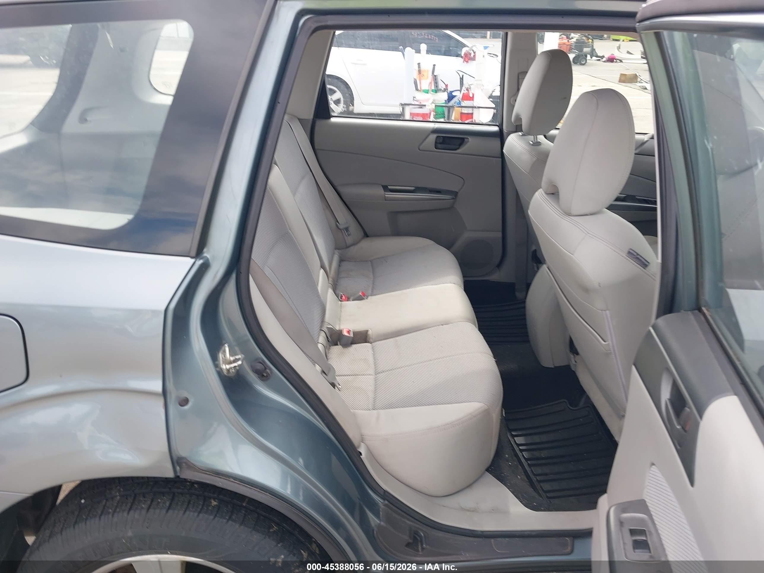 2013 Subaru Forester 2.5x Teal vin: JF2SHABC4DH423168