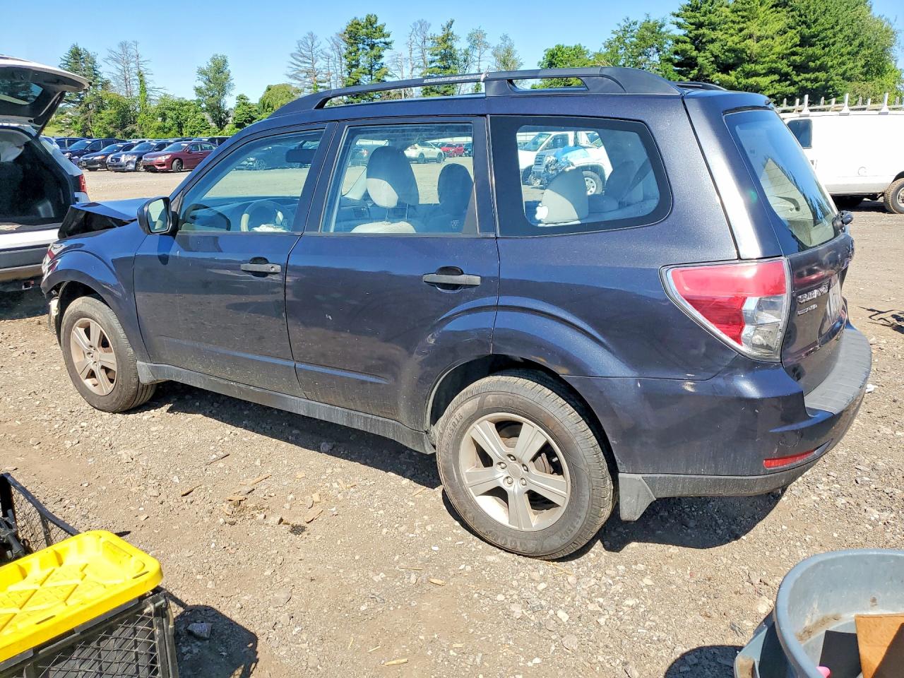 2011 Subaru Forester 2.5x Gray vin: JF2SHABC5BH717403