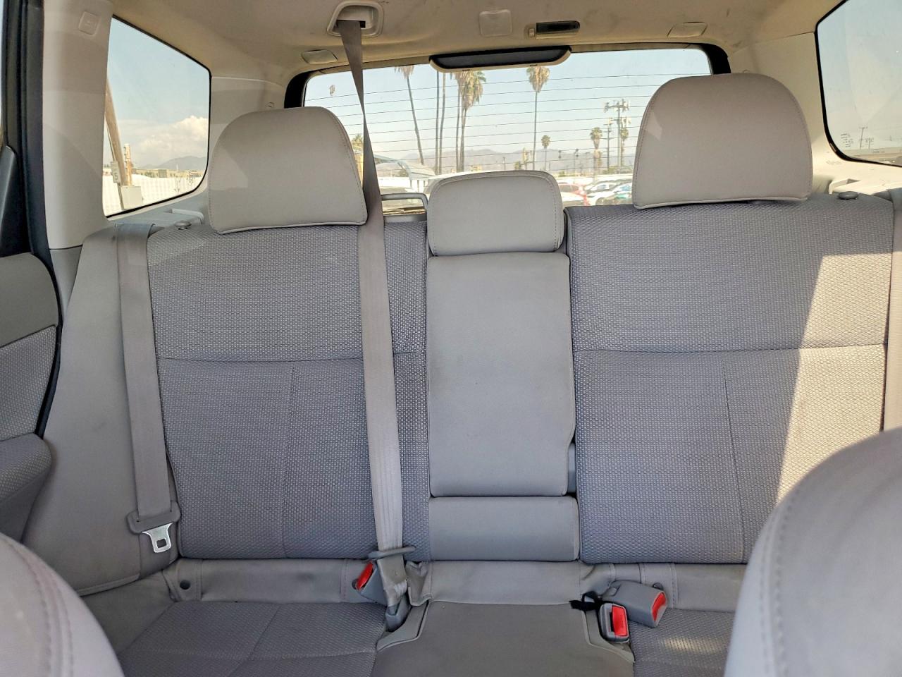 2011 Subaru Forester 2.5x Gray vin: JF2SHABC5BH773762