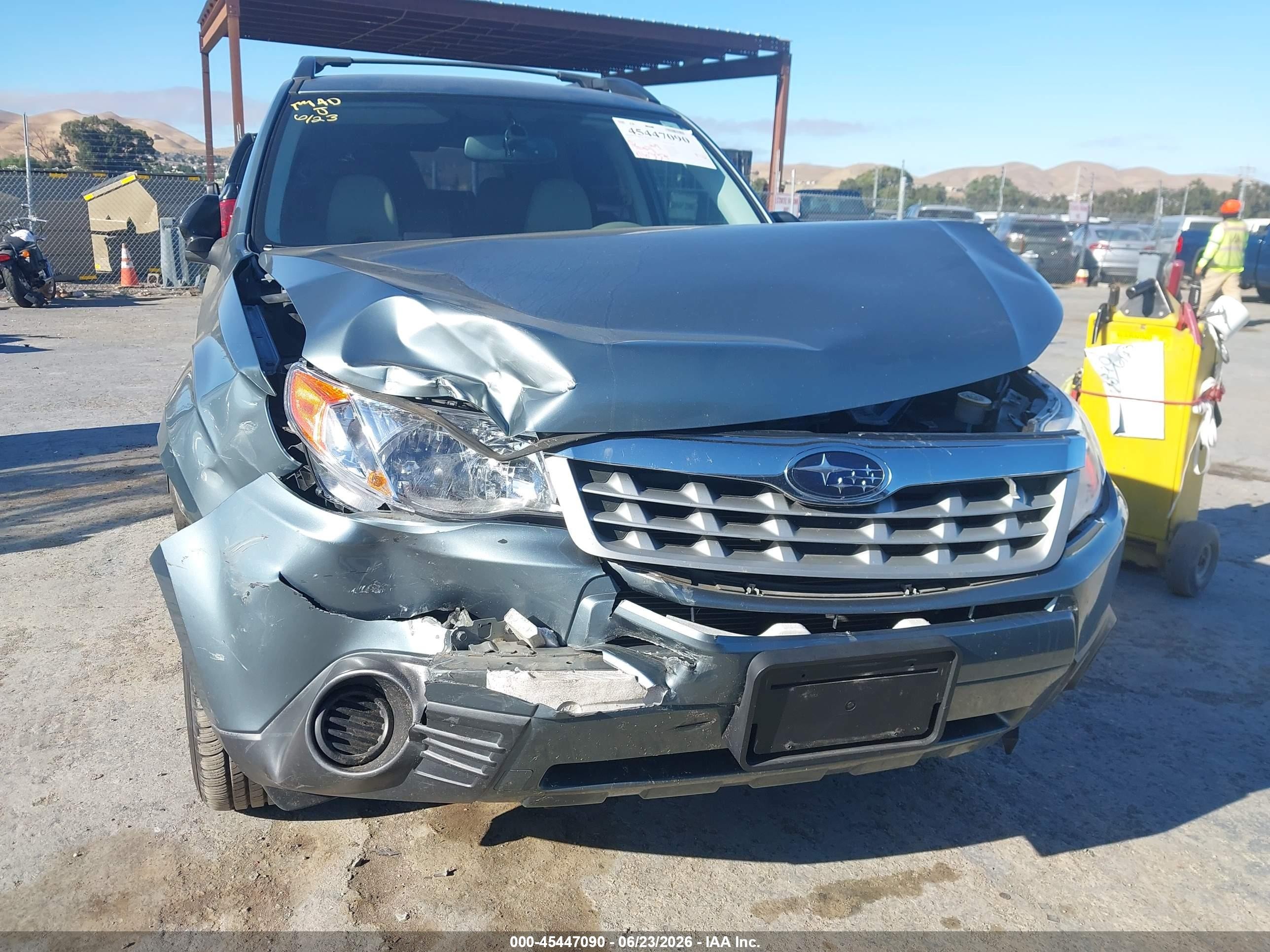2011 Subaru Forester 2.5x Light Blue vin: JF2SHABC5BH774314