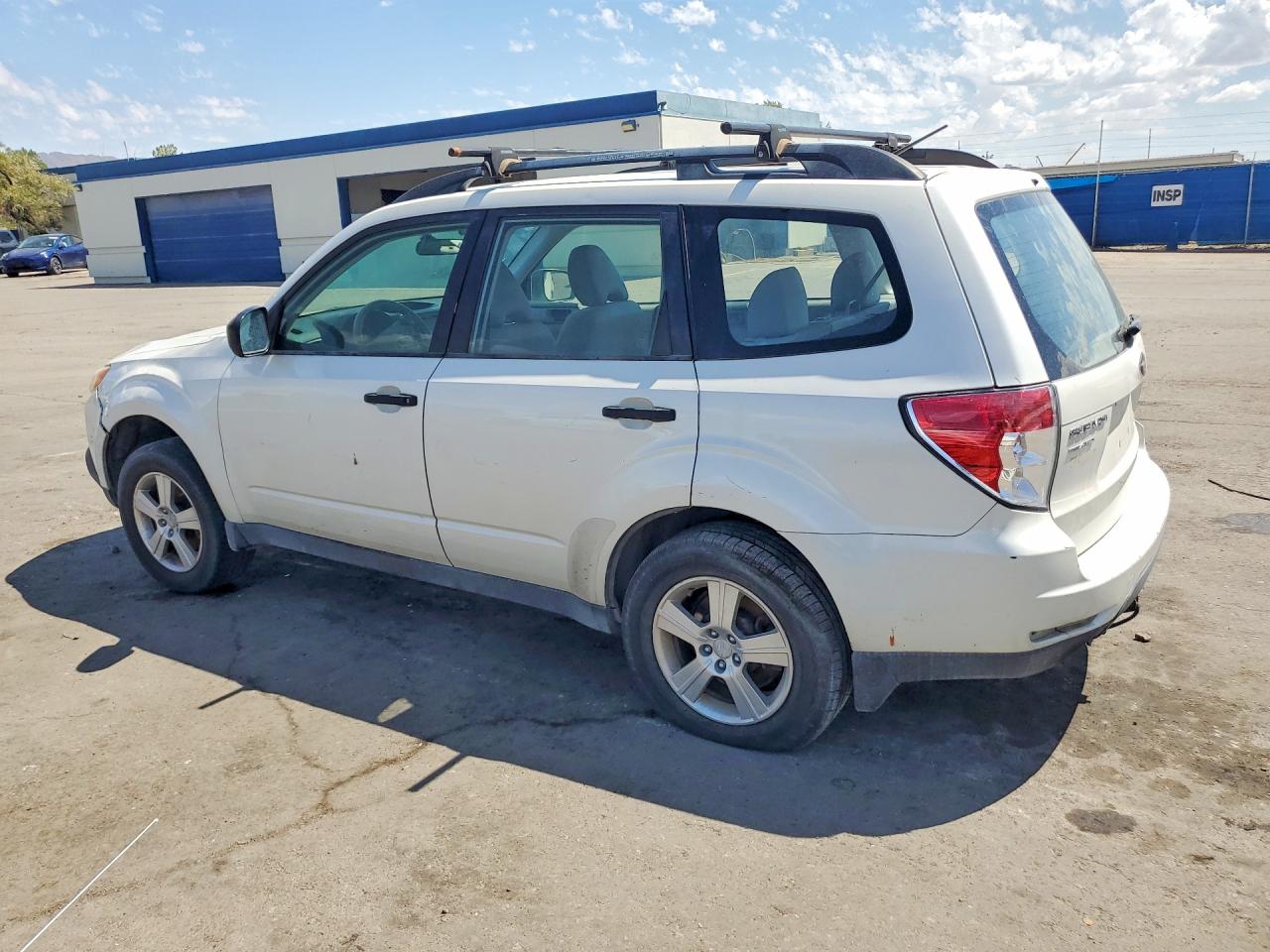 2012 Subaru Forester Белый vin: JF2SHABC5CG445717