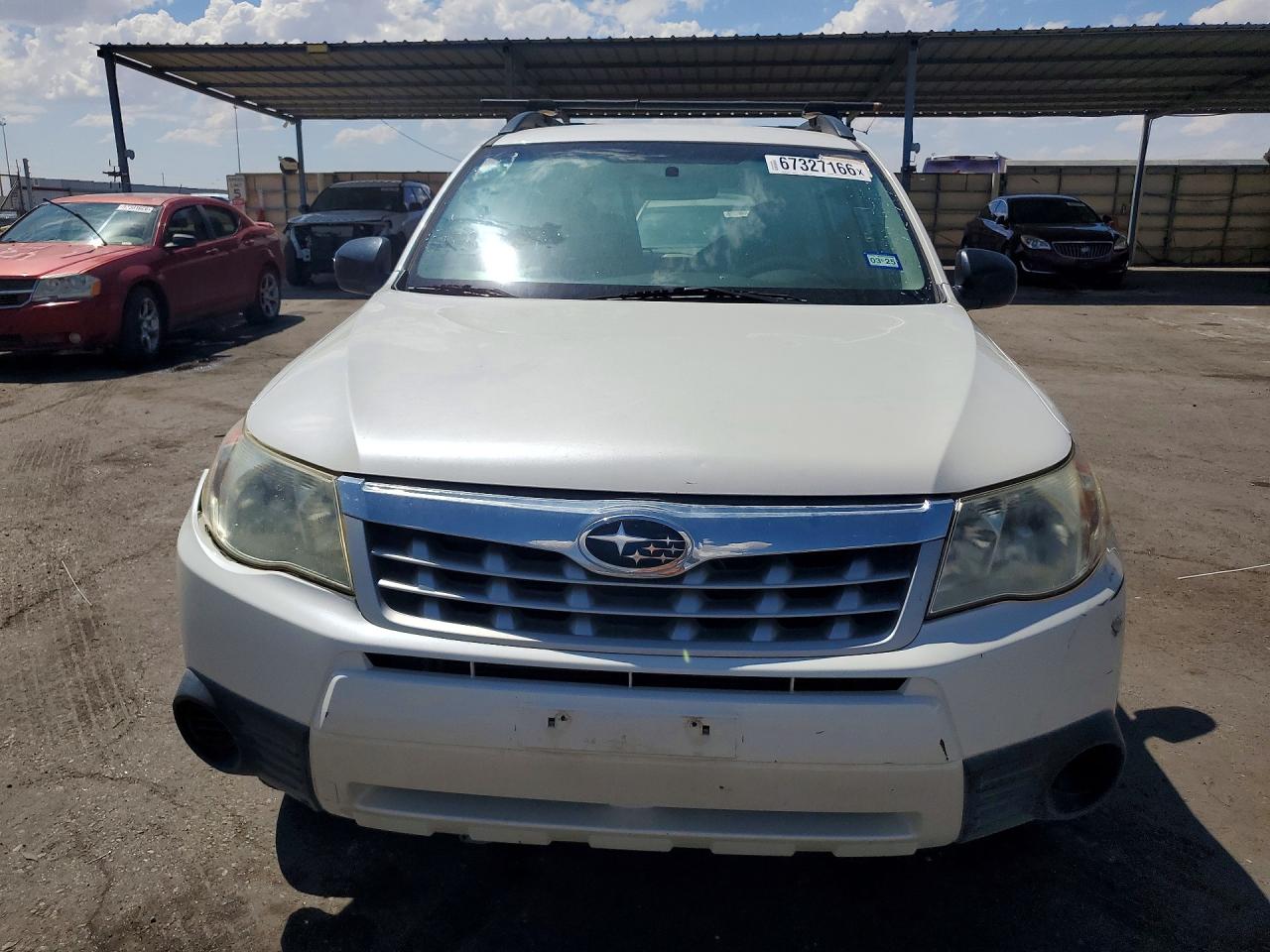 2012 Subaru Forester Белый vin: JF2SHABC5CG445717