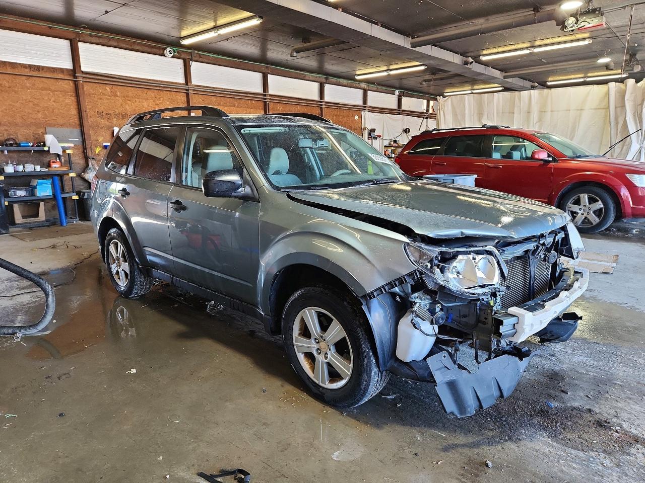 2012 Subaru Forester 2.5x Teal vin: JF2SHABC5CH409830