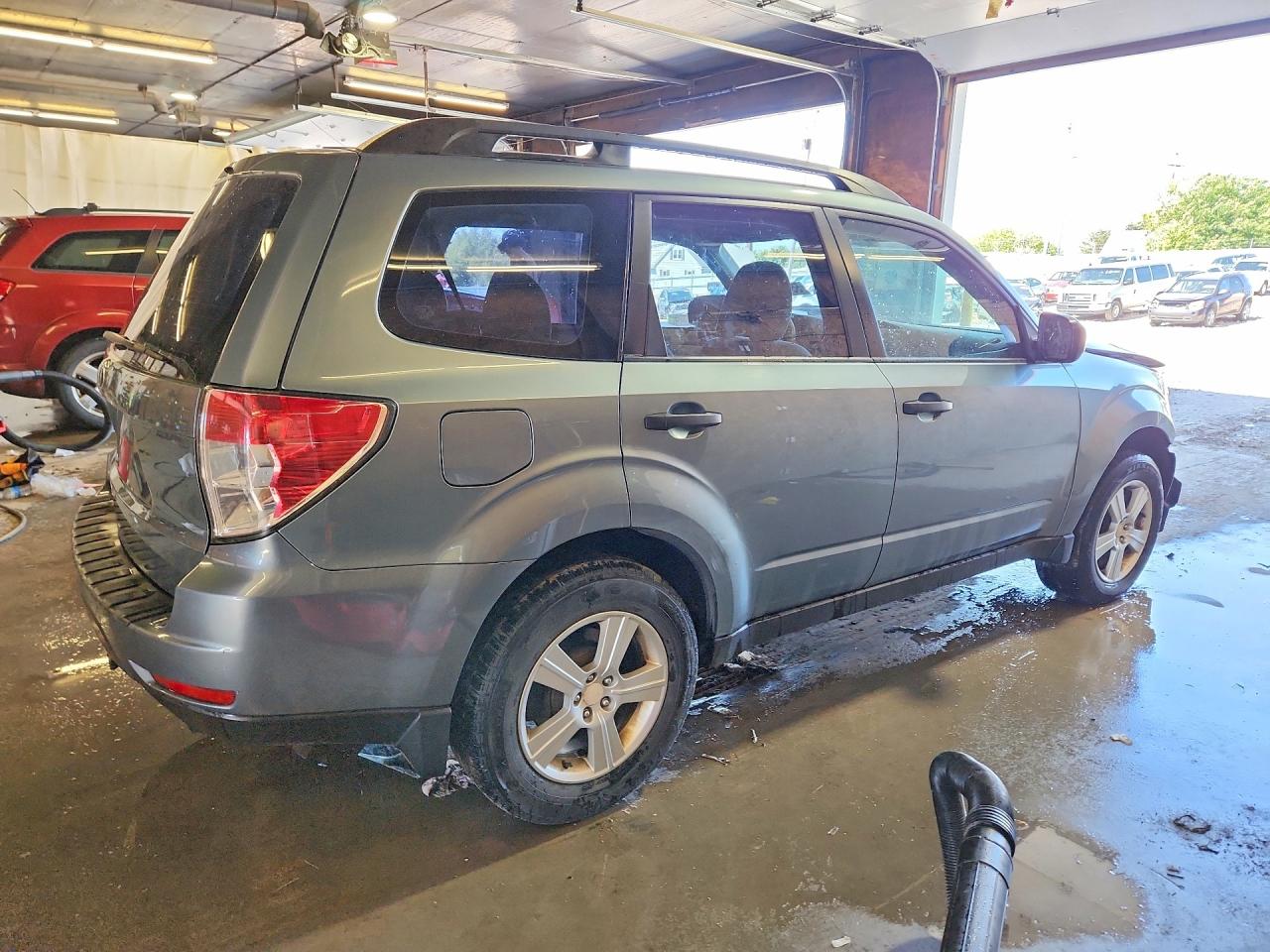 2012 Subaru Forester 2.5x Teal vin: JF2SHABC5CH409830