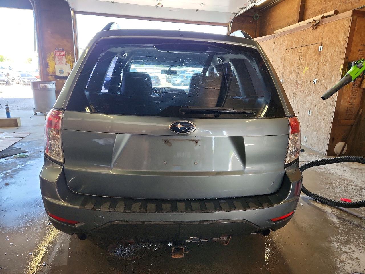 2012 Subaru Forester 2.5x Teal vin: JF2SHABC5CH409830