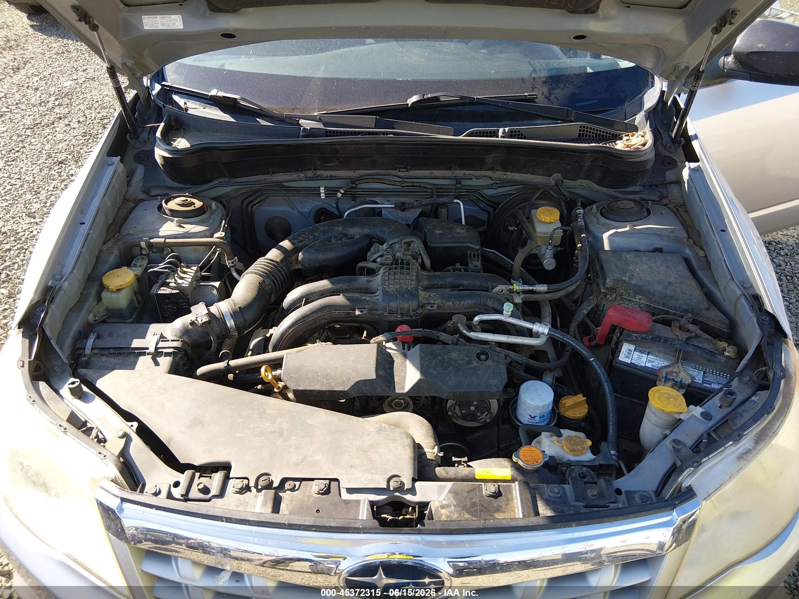 2012 Subaru Forester 2.5x Gray vin: JF2SHABC5CH433111
