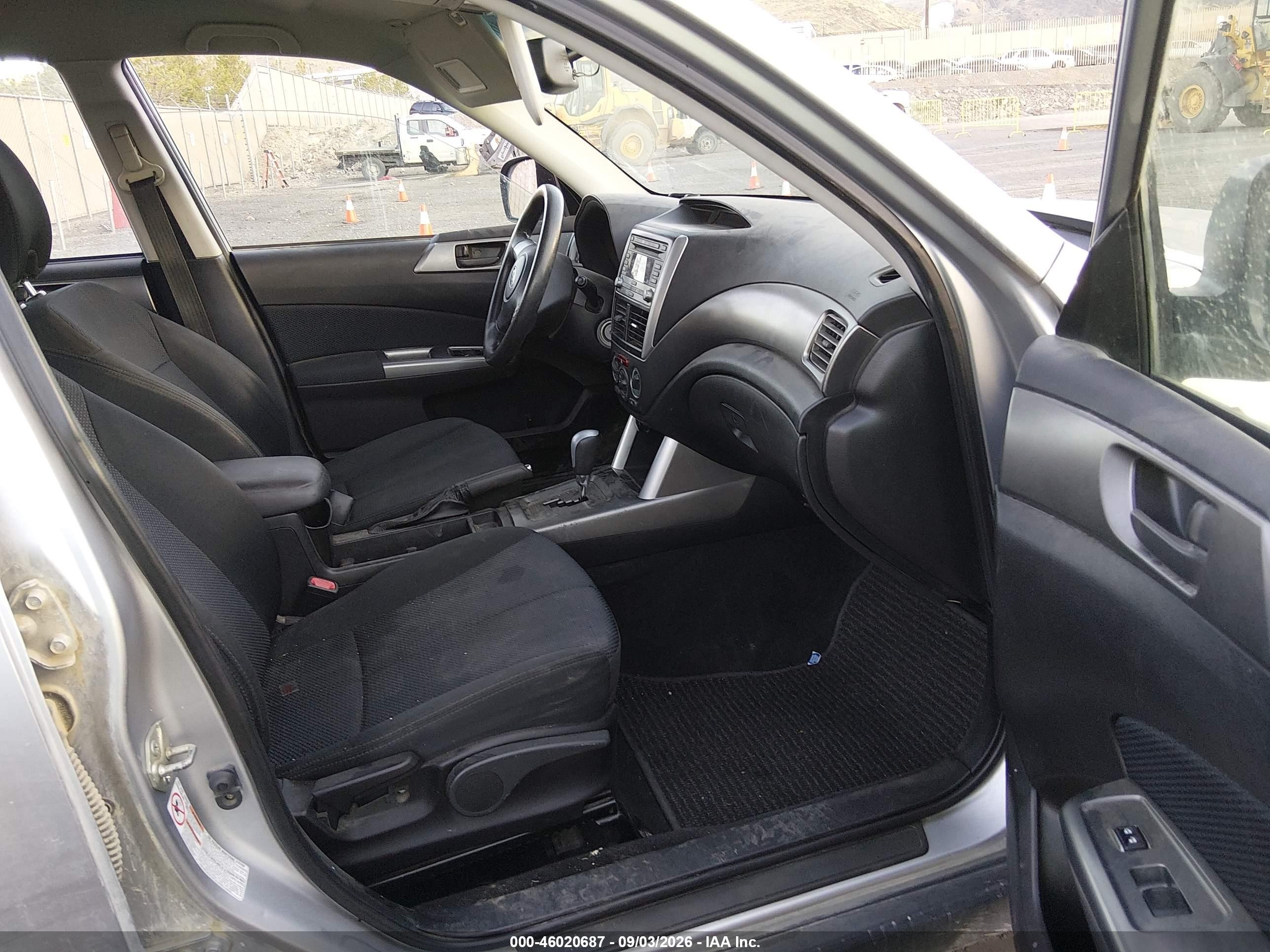 2012 Subaru Forester 2.5x Серебряный vin: JF2SHABC5CH442469