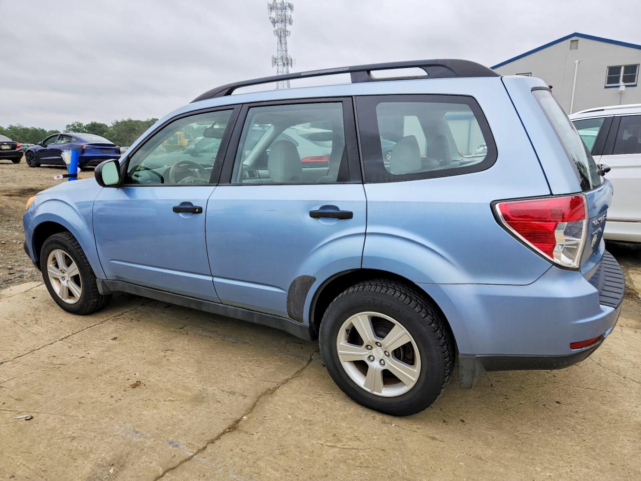 2012 Subaru Forester 2.5x Blue vin: JF2SHABC5CH450331