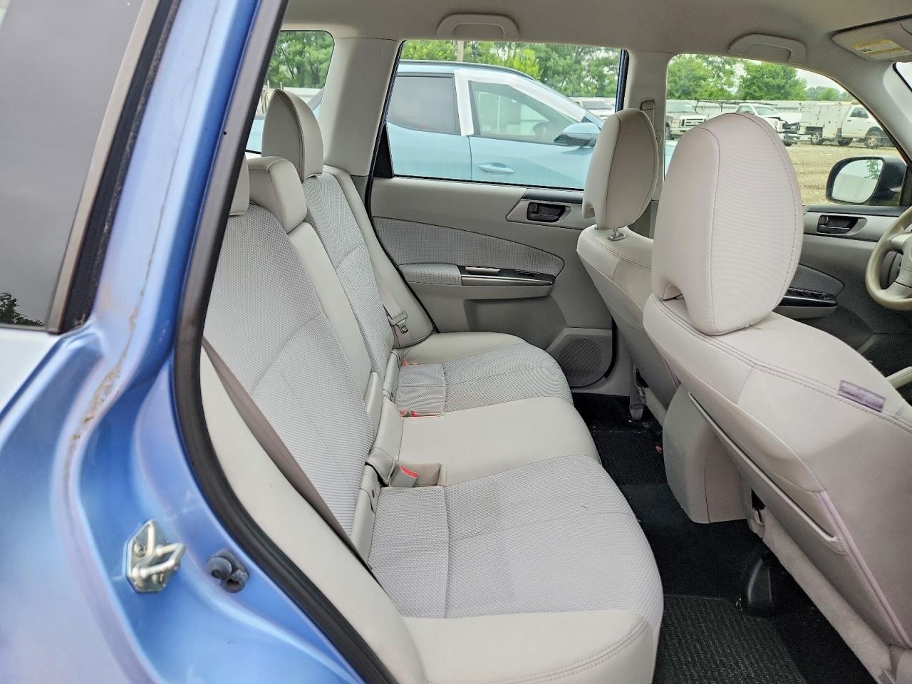 2012 Subaru Forester 2.5x Blue vin: JF2SHABC5CH450331