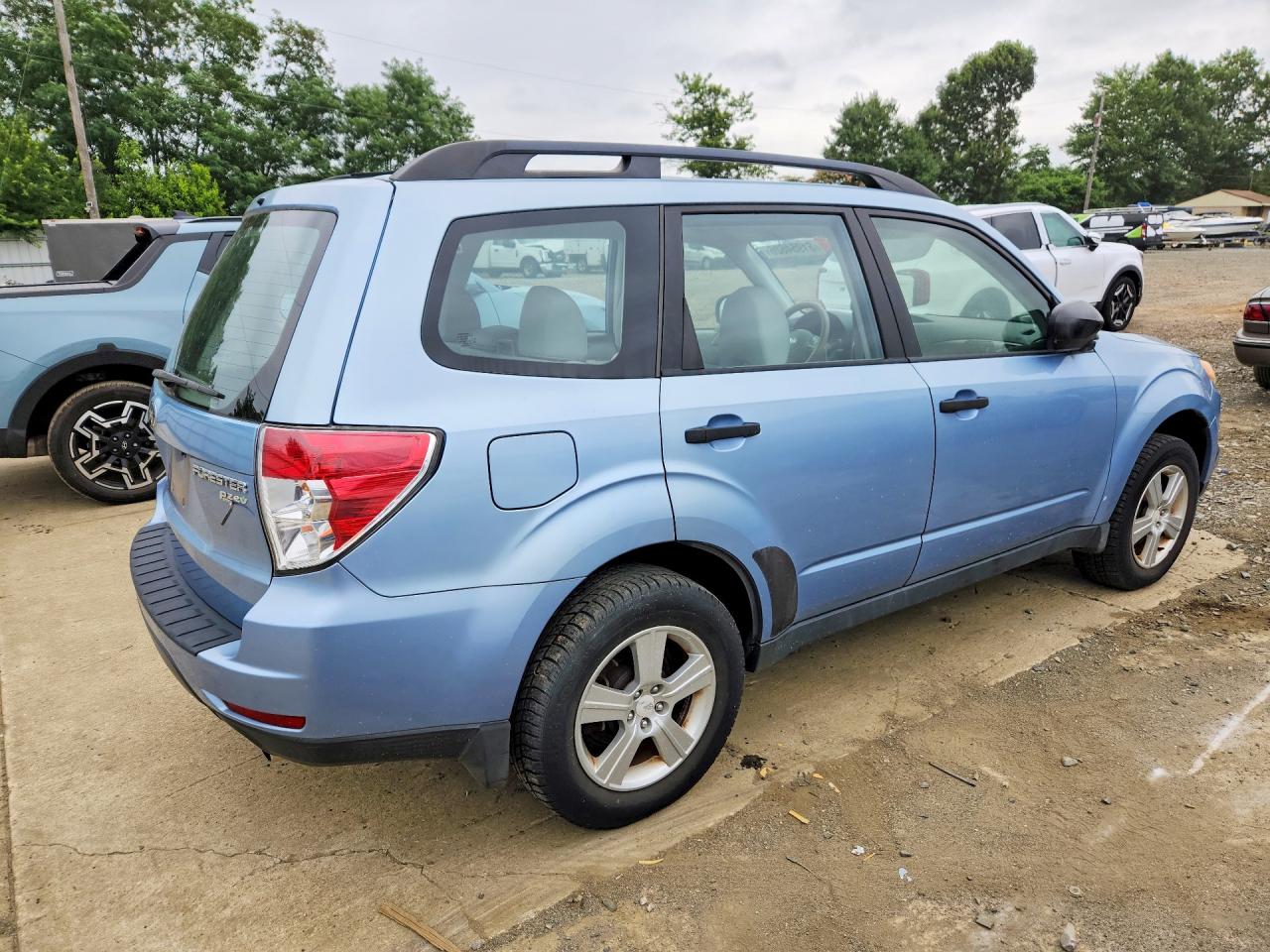 2012 Subaru Forester 2.5x Blue vin: JF2SHABC5CH450331