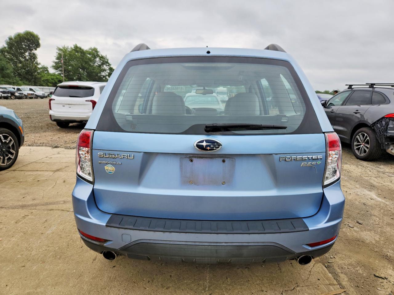 2012 Subaru Forester 2.5x Blue vin: JF2SHABC5CH450331