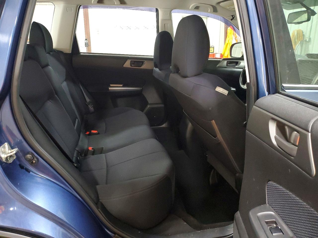 2012 Subaru Forester 2.5x Blue vin: JF2SHABC5CH465184