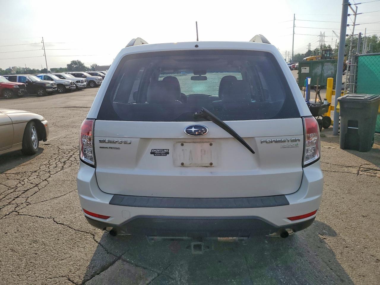 2013 Subaru Forester 2.5x White vin: JF2SHABC5DH428542
