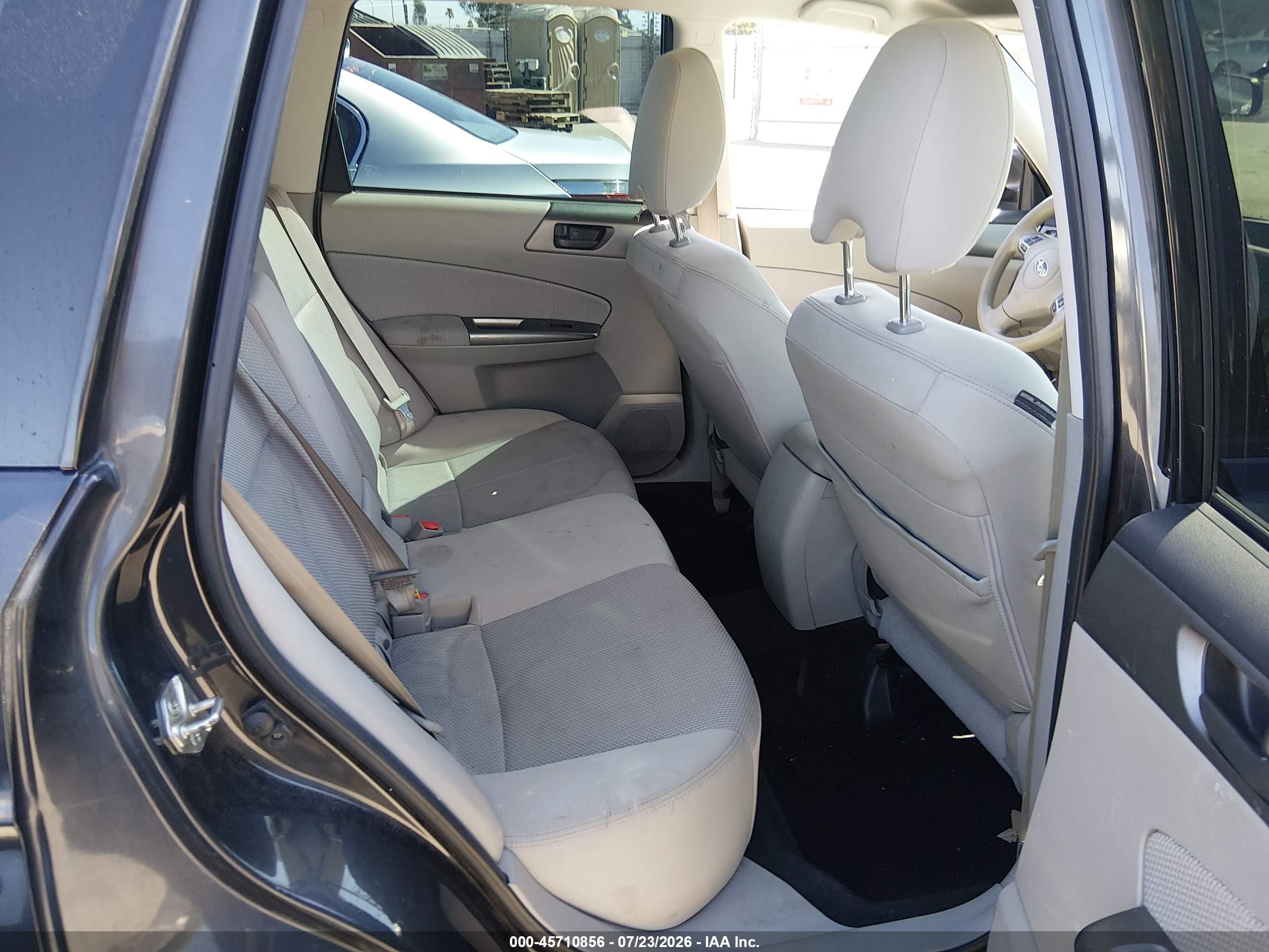 2013 Subaru Forester 2.5x Dark Blue vin: JF2SHABC5DH438777