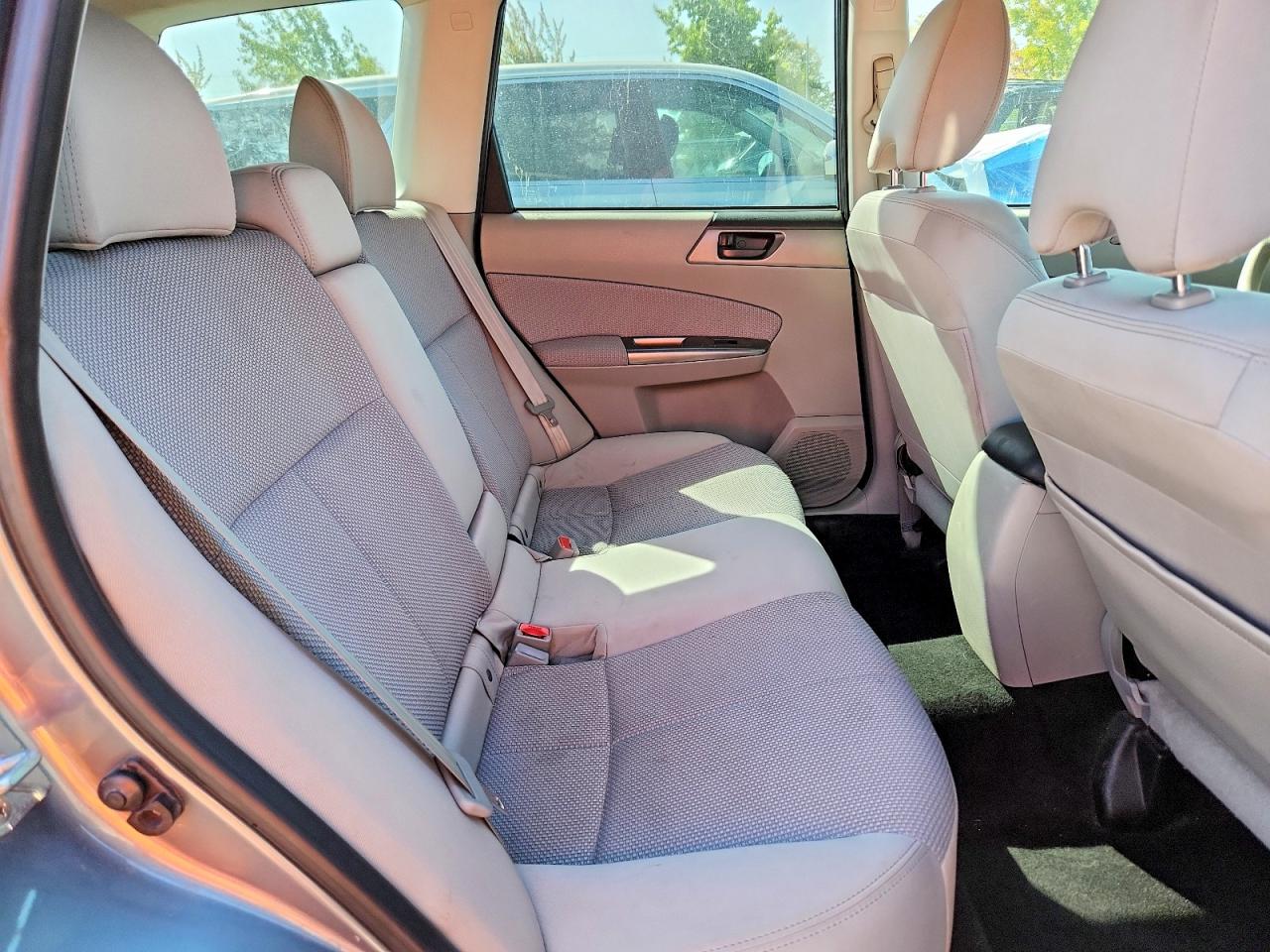 2011 Subaru Forester 2.5x Turquoise vin: JF2SHABC6BH725638