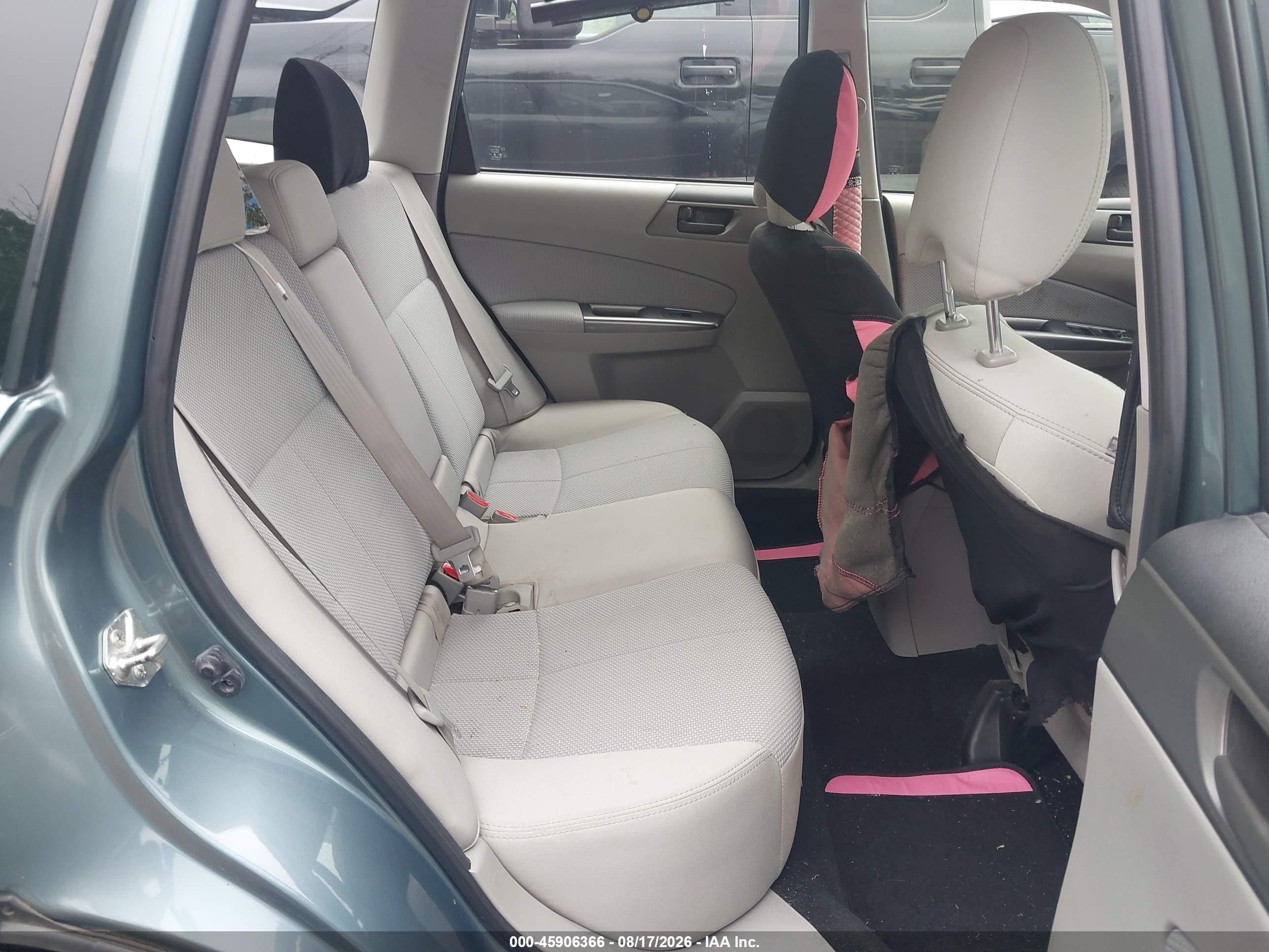 2011 Subaru Forester 2.5x Light Blue vin: JF2SHABC6BH726935