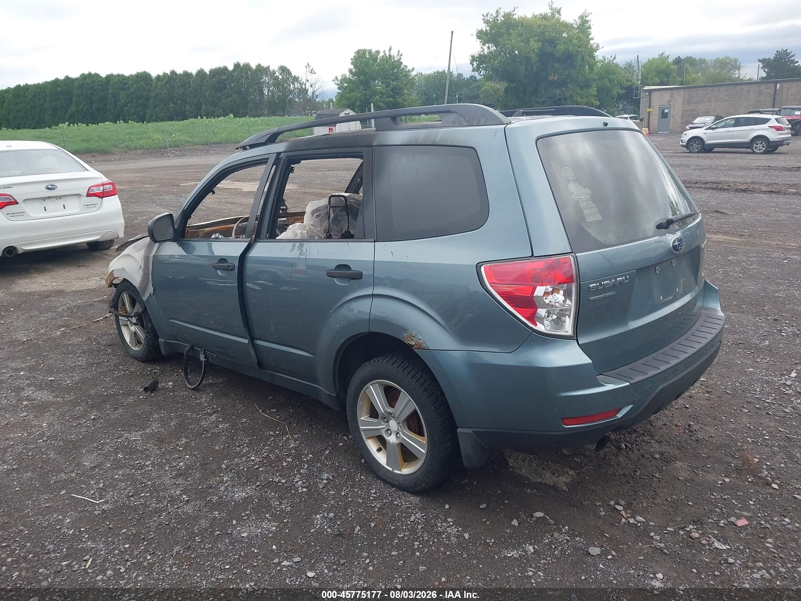 2011 Subaru Forester 2.5x Blue vin: JF2SHABC6BH731133