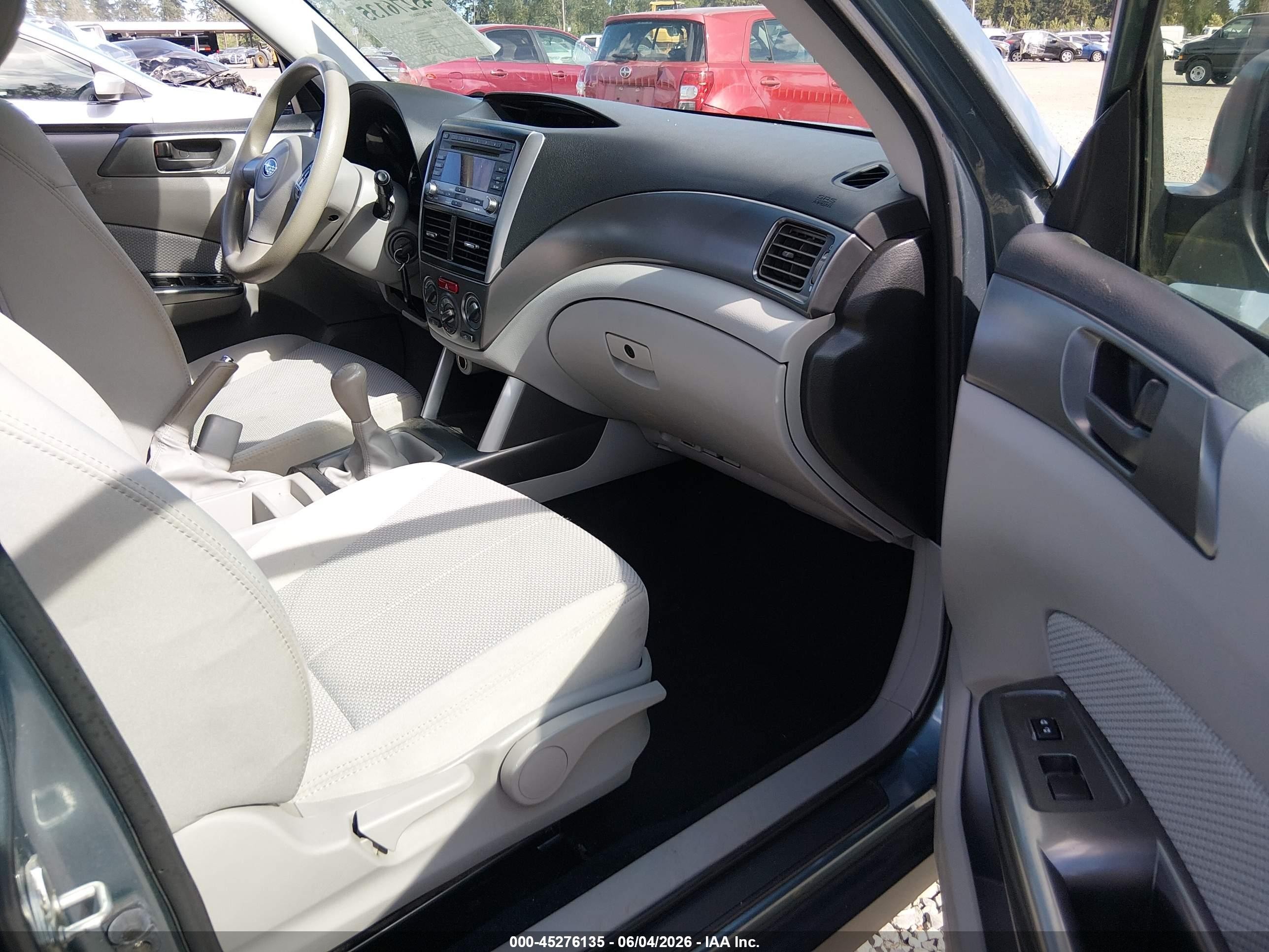 2012 Subaru Forester 2.5x Blue vin: JF2SHABC6CG408823