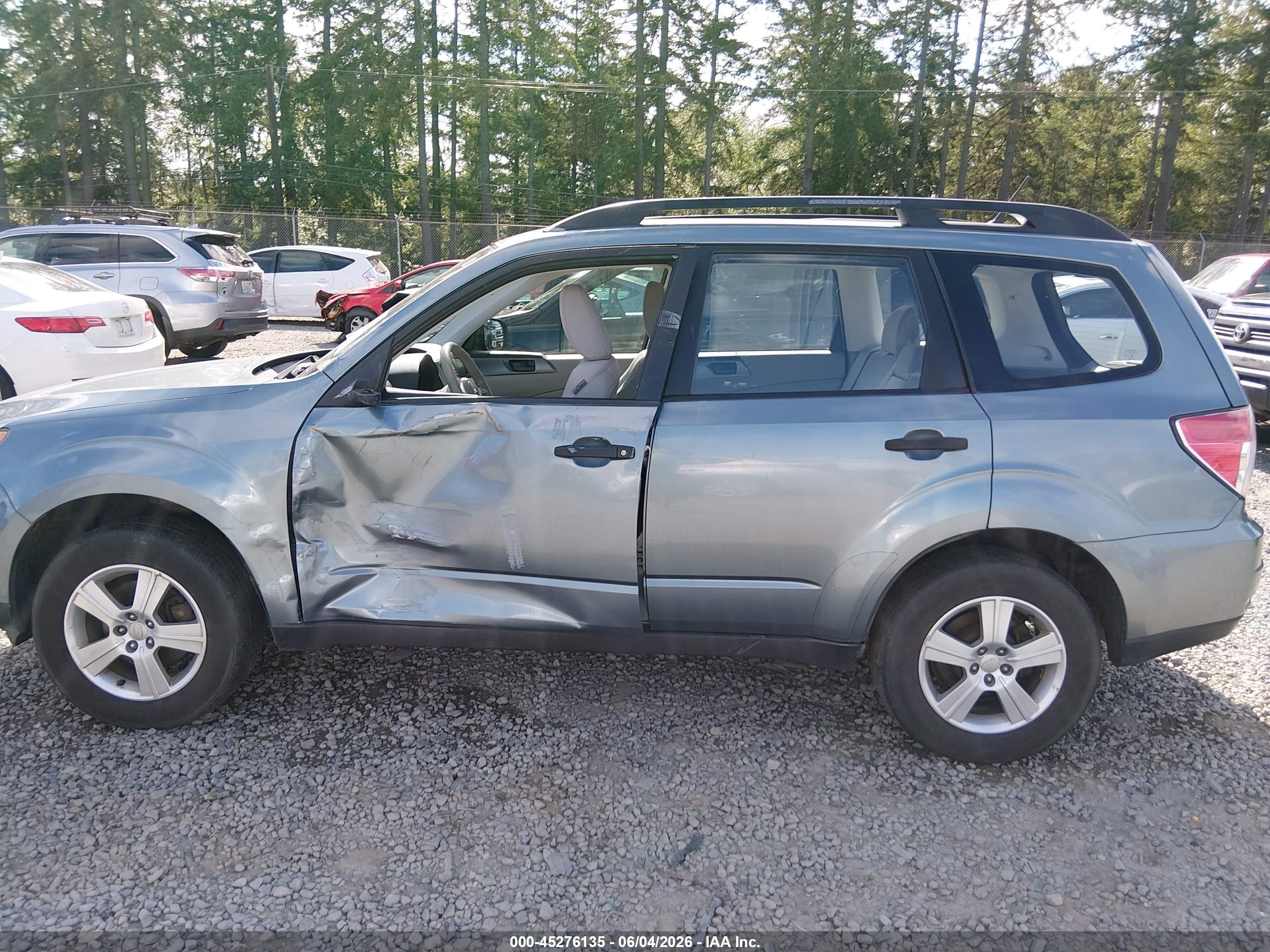 2012 Subaru Forester 2.5x Blue vin: JF2SHABC6CG408823
