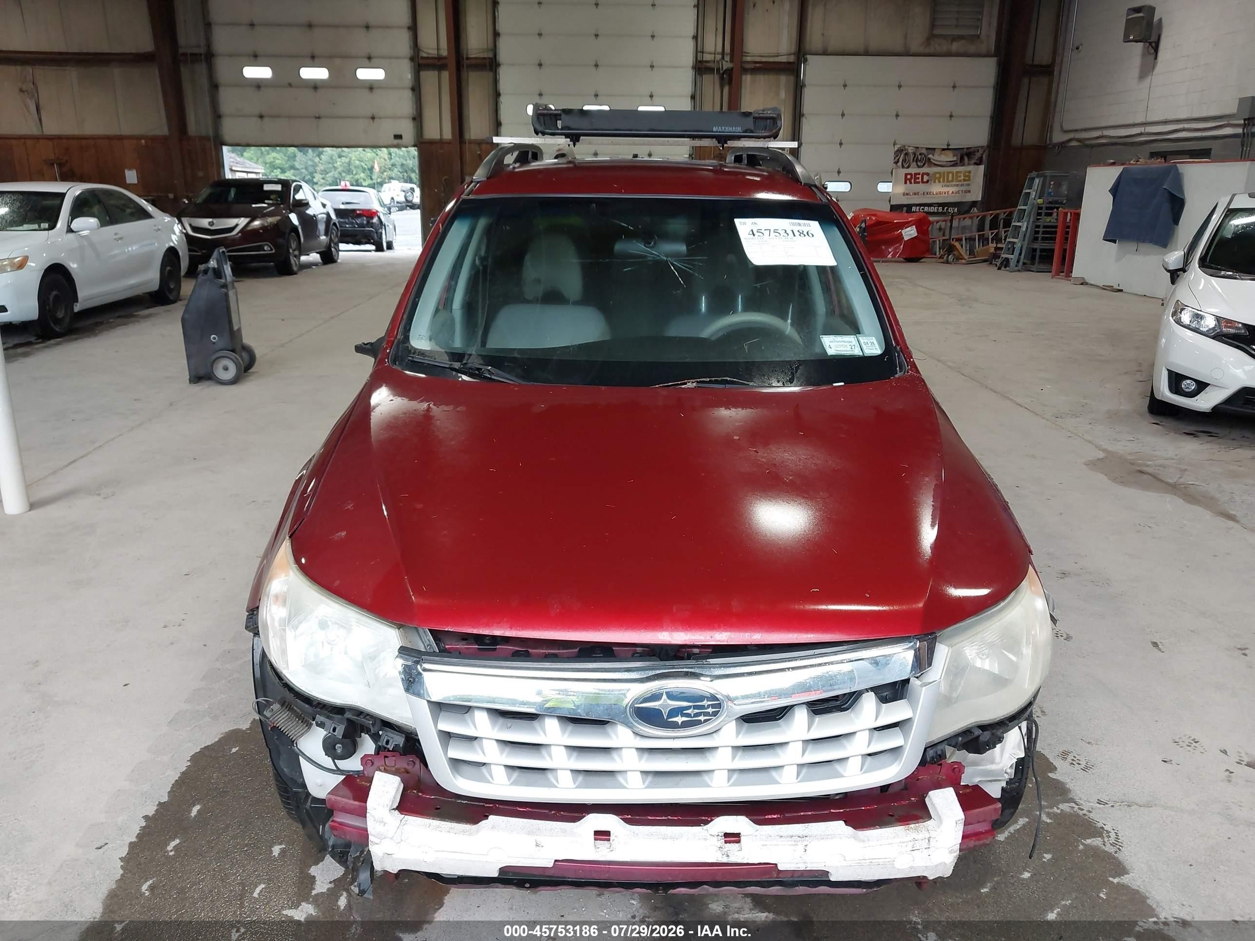 2012 Subaru Forester 2.5x Red vin: JF2SHABC6CH410016