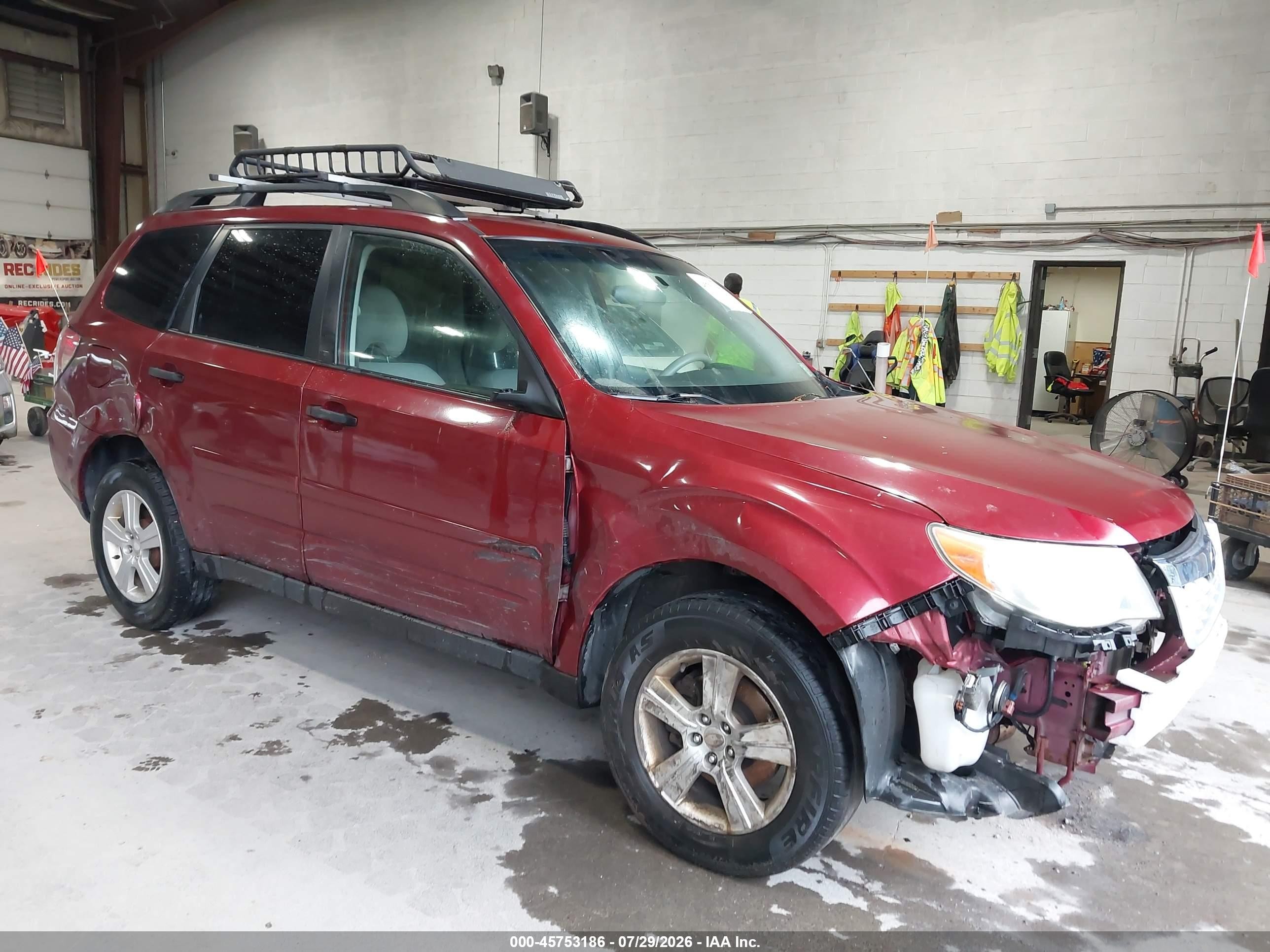 2012 Subaru Forester 2.5x Red vin: JF2SHABC6CH410016