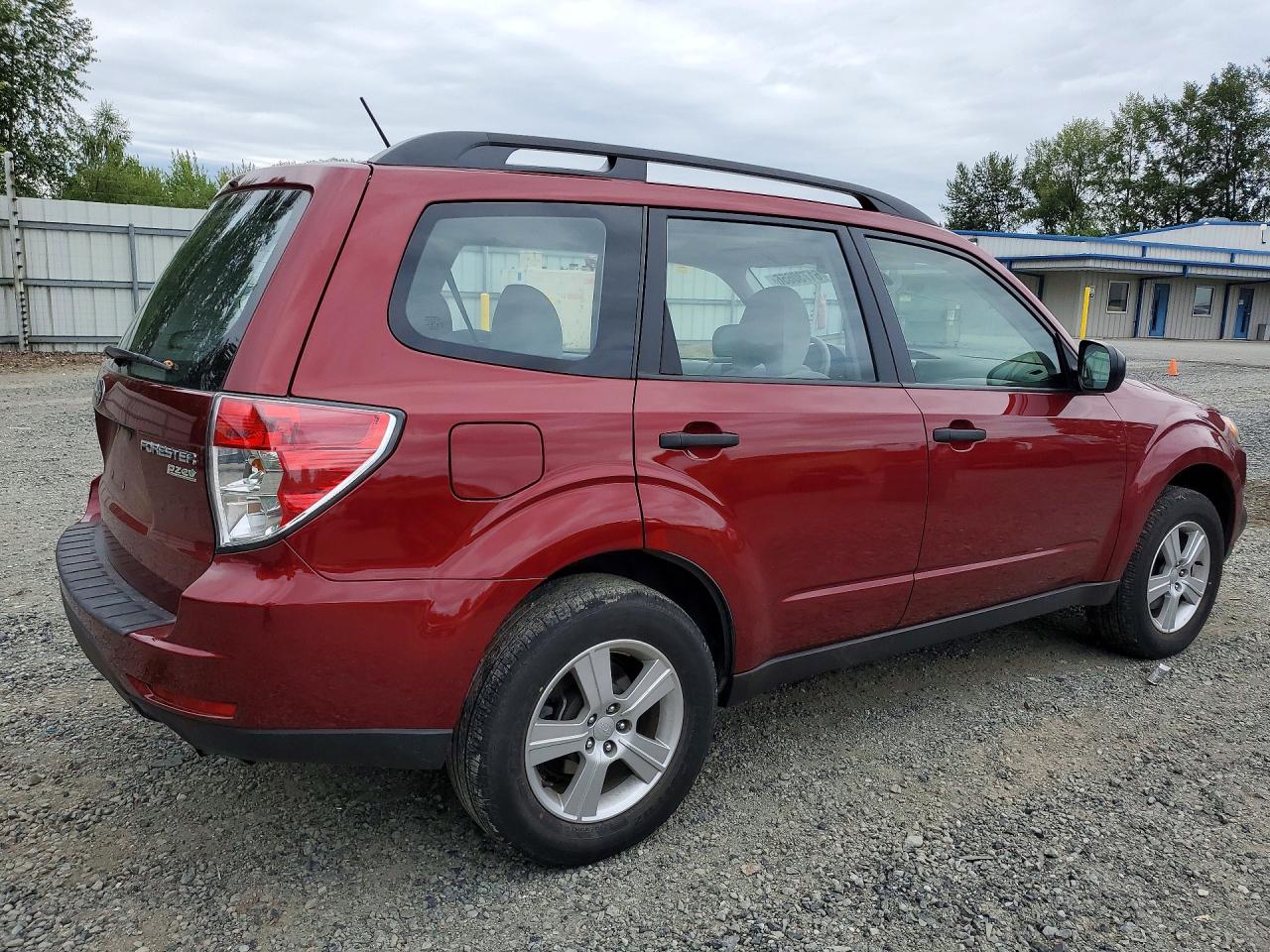 2012 Subaru Forester 2.5x Red vin: JF2SHABC6CH435644