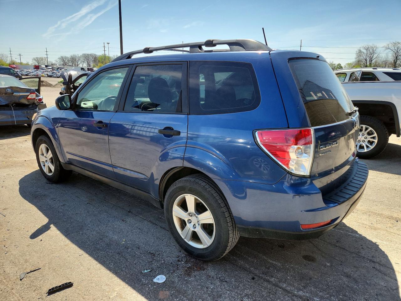 2012 Subaru Forester 2.5x Blue vin: JF2SHABC6CH447342