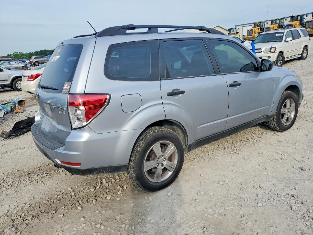 2013 Subaru Forester 2.5x Silver vin: JF2SHABC6DH409188