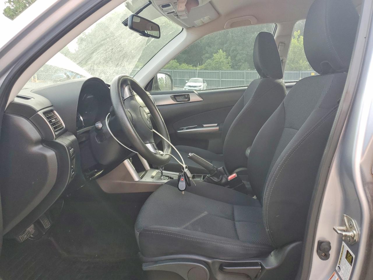 2013 Subaru Forester 2.5x Silver vin: JF2SHABC6DH409188